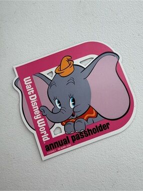 DISNEY | Annual Passholder Dumbo Magnet Official WDW AP Disney Parks Collectible